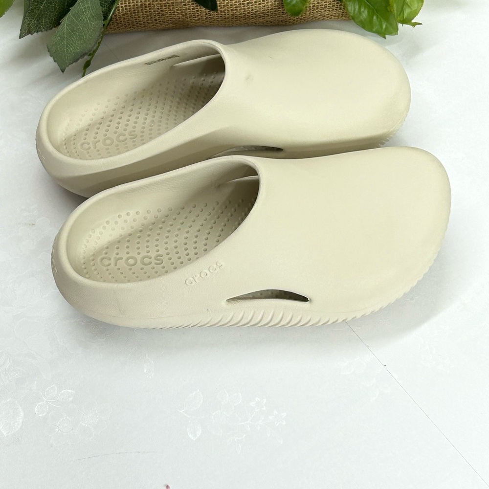 CROCS Women's Cream Mules - Picture 2 of 4